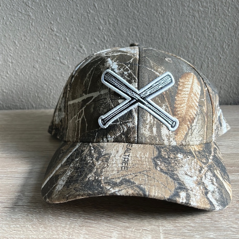 Like New camo Real Tree New Era baseball hat